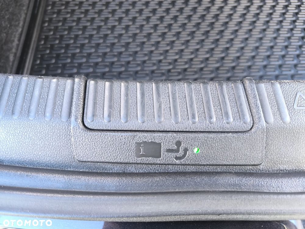 Skoda Superb 2.0 TSI 4x4 Sportline DSG - 8