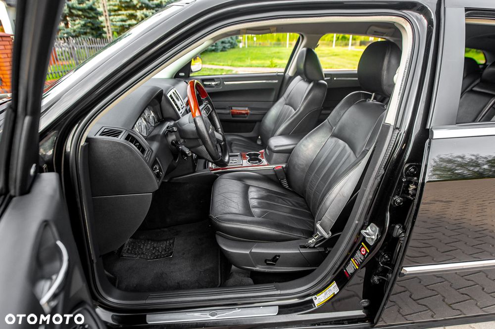 Chrysler 300C - 20