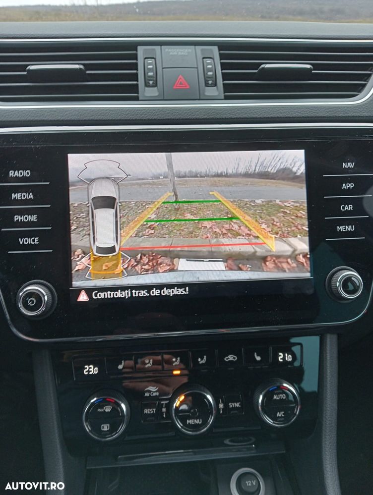 Skoda Superb 2.0 TDI DSG Active - 8