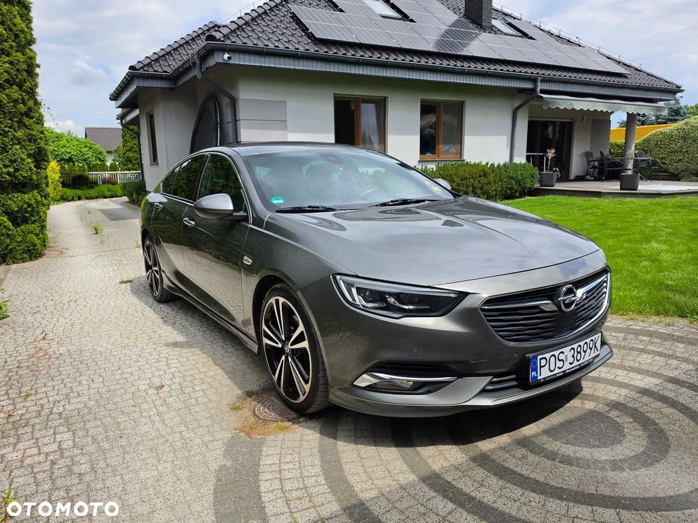 Opel Insignia 2.0 BiTrb D 4x4 Automatik Exclusive - 3