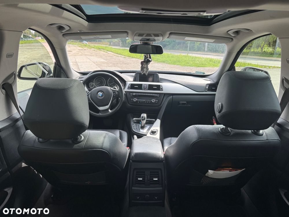 BMW Seria 3 328i xDrive - 6