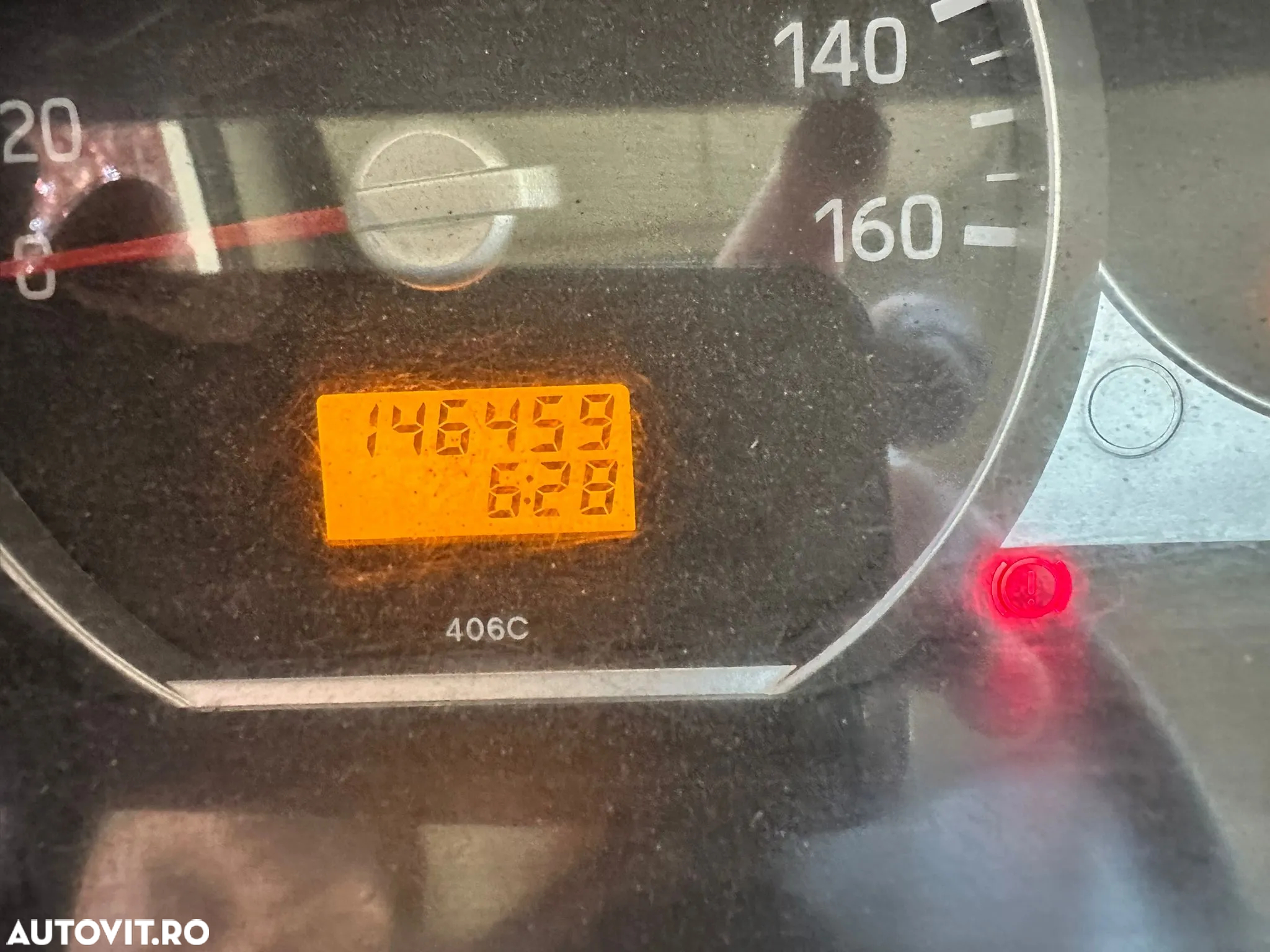 Renault Maxity - 9