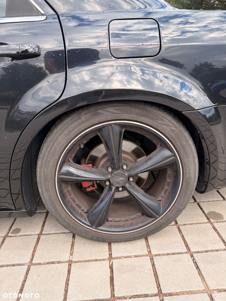 Chrysler 300C 5.7 V8 Hemi - 6