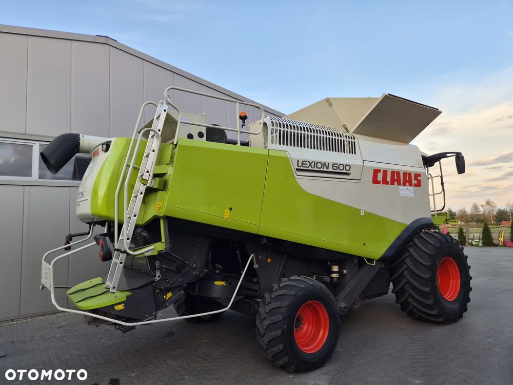 Claas Lexion 600 - 7