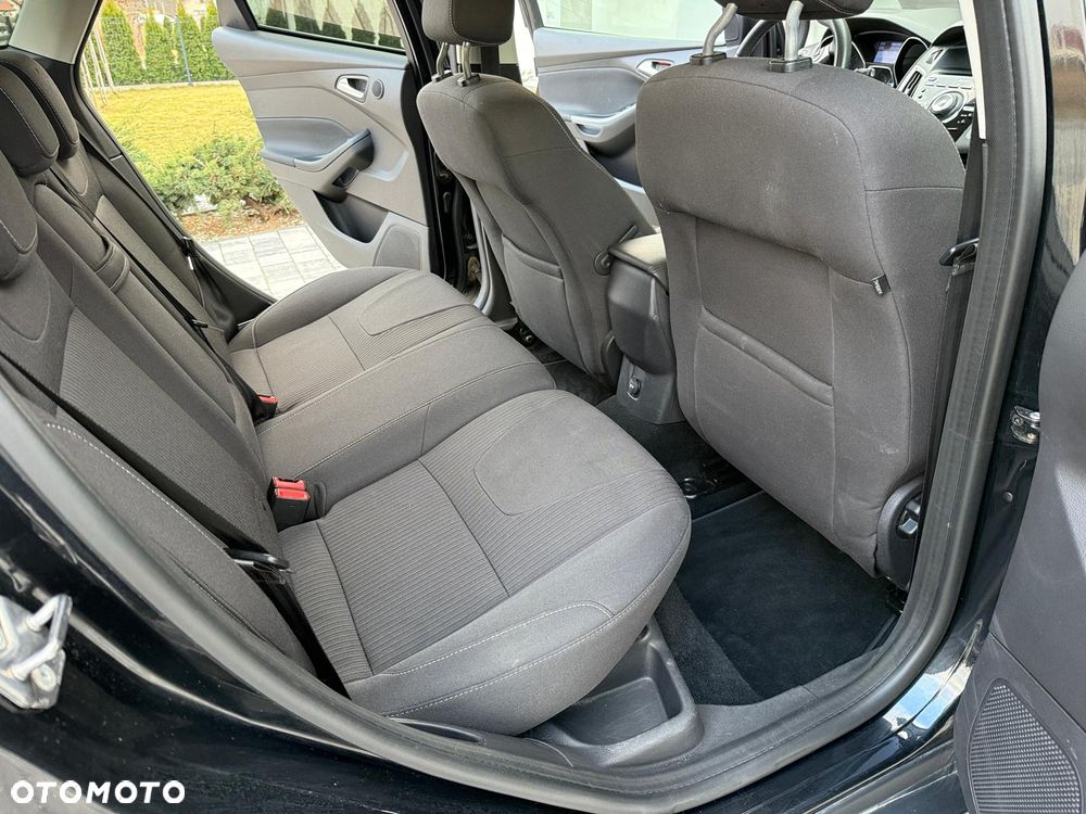 Ford Focus 1.6 EcoBoost Trend - 16