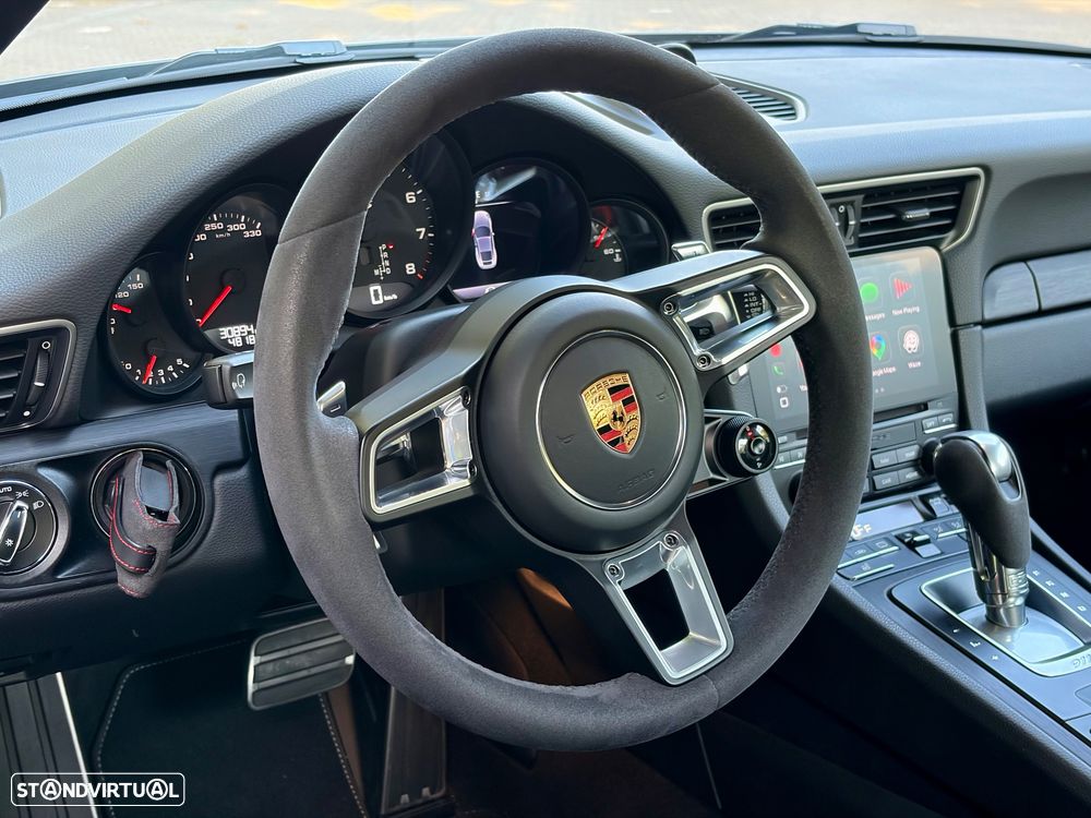 Porsche 911 (991) Carrera GTS PDK - 7