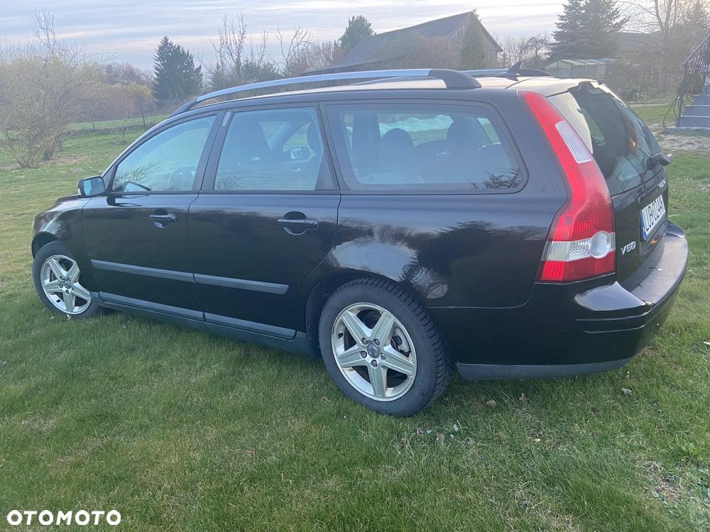 Volvo V50 2.4 - 8