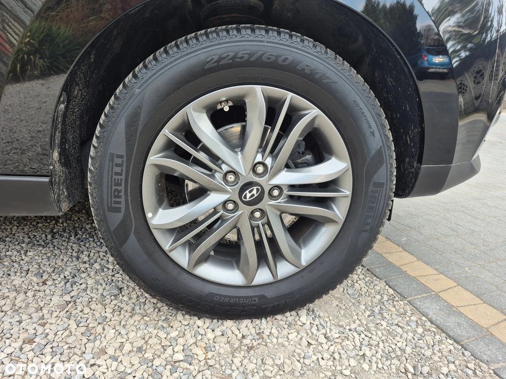 Hyundai ix35 blue 1.6 2WD Finale Gold - 19