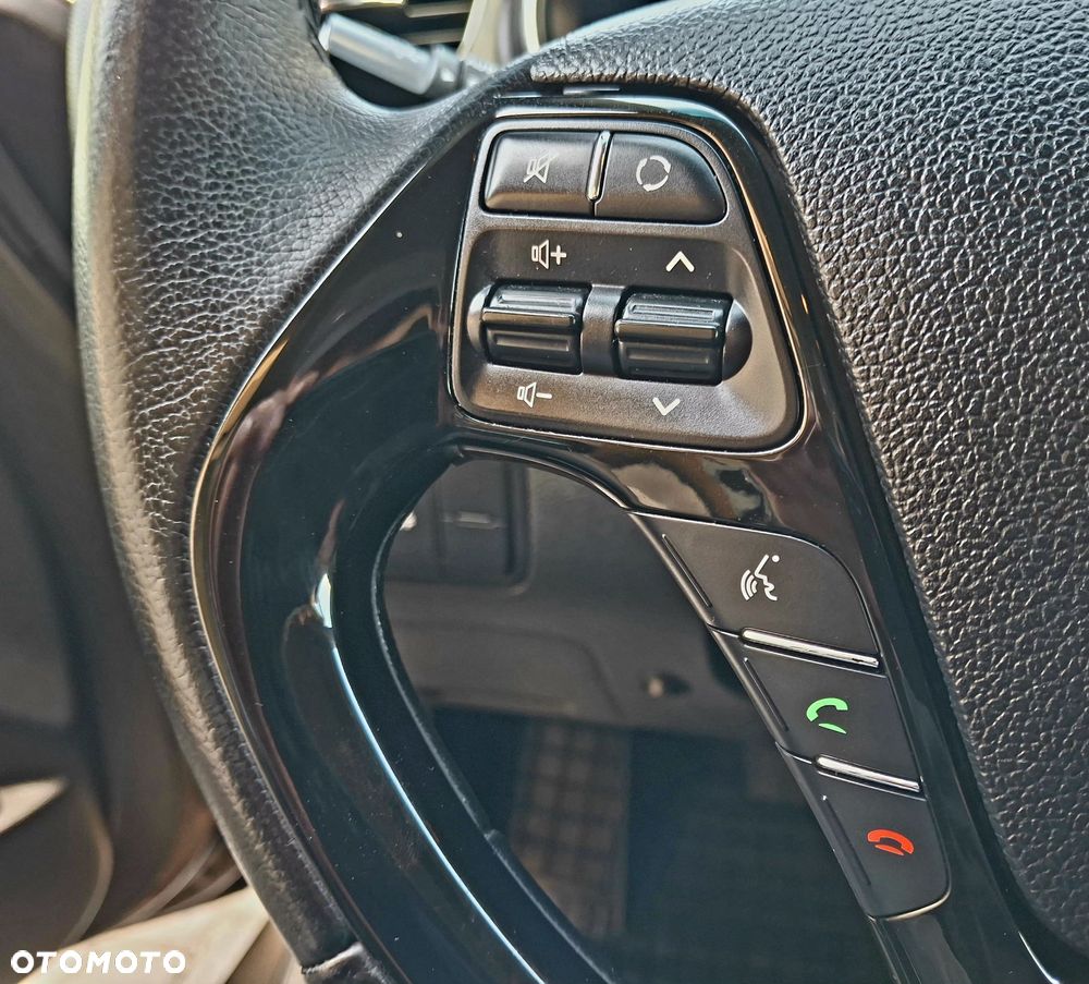 Kia Ceed 1.6 GDI Platinum Edition - 27