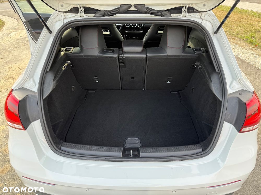 Mercedes-Benz Klasa A 180 AMG Line 7G-DCT - 12