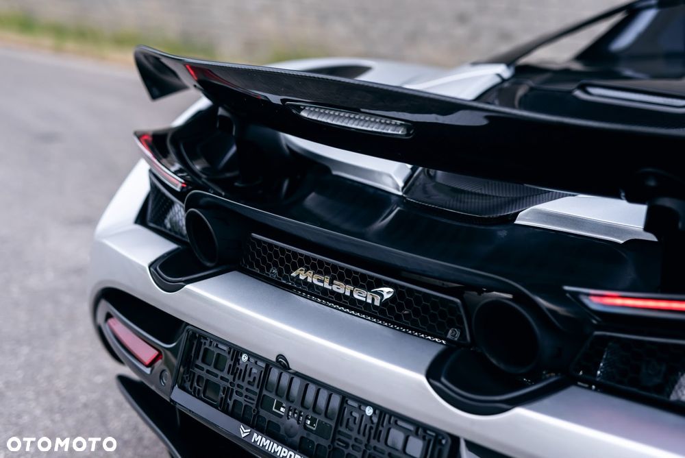 McLaren 720S Spider - 16
