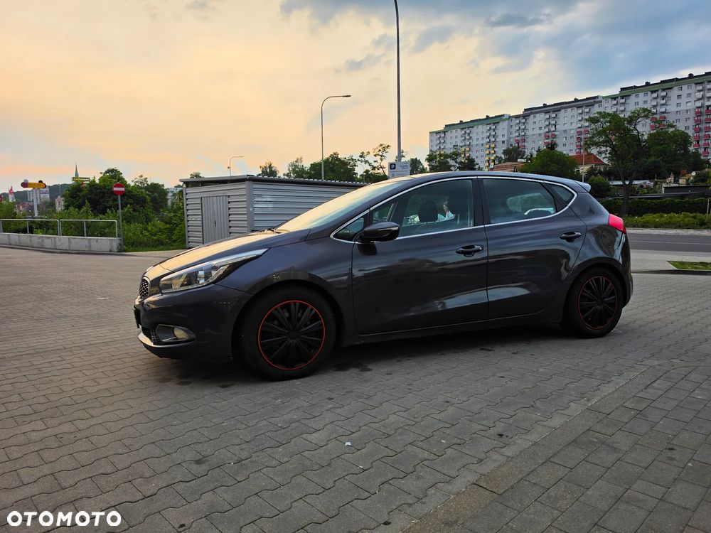 Kia Ceed 1.6 CRDi M - 3