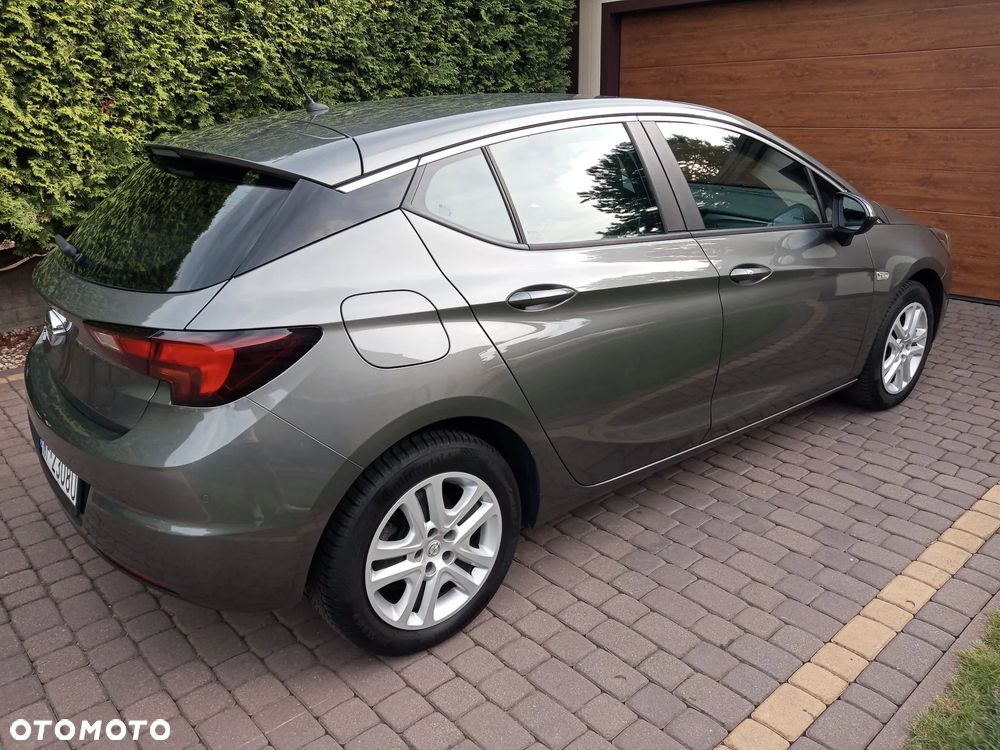 Opel Astra 1.4 T Dynamic S&S - 10