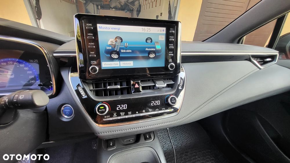 Toyota Corolla 2.0 Hybrid GR Sport - 8