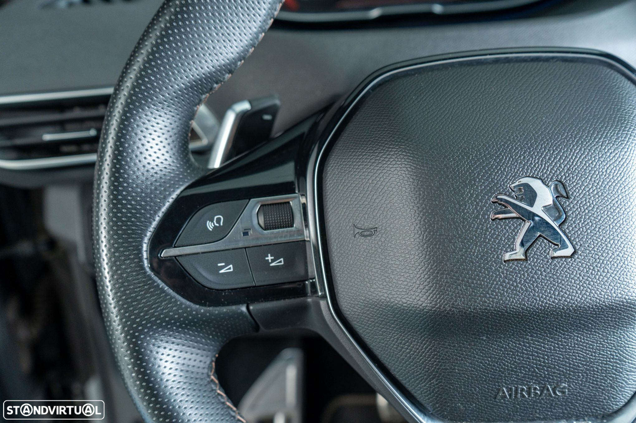 Peugeot 5008 1.2 PureTech GT EAT8 - 25