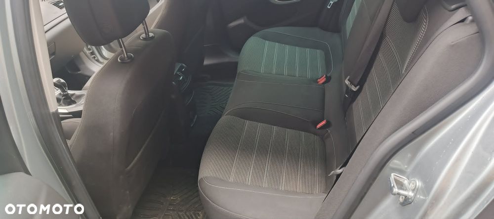 Opel Insignia 2.0 CDTI - 11