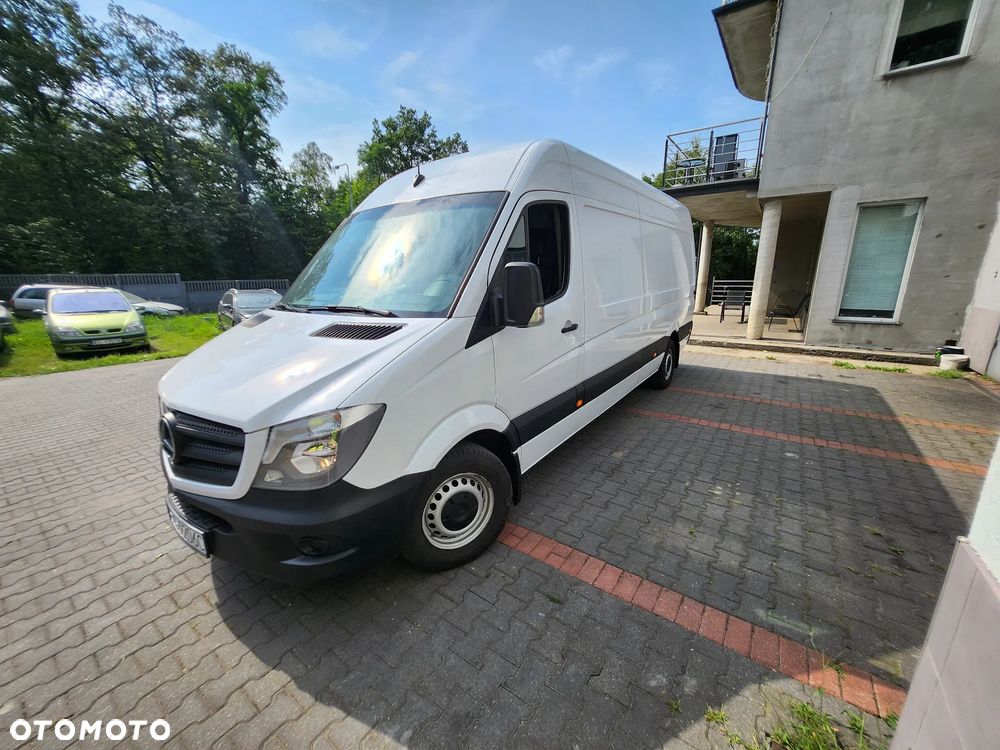 Mercedes-Benz Sprinter - 26