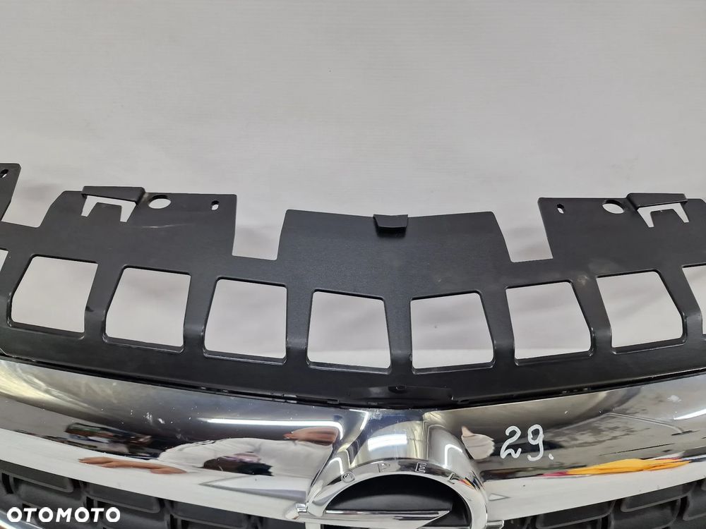 OPEL ASTRA J IV 09- ATRAPA / GRILL PRZEDNI PRZÓD , NR 13266577 , NR AUKCJI GL29 - 3