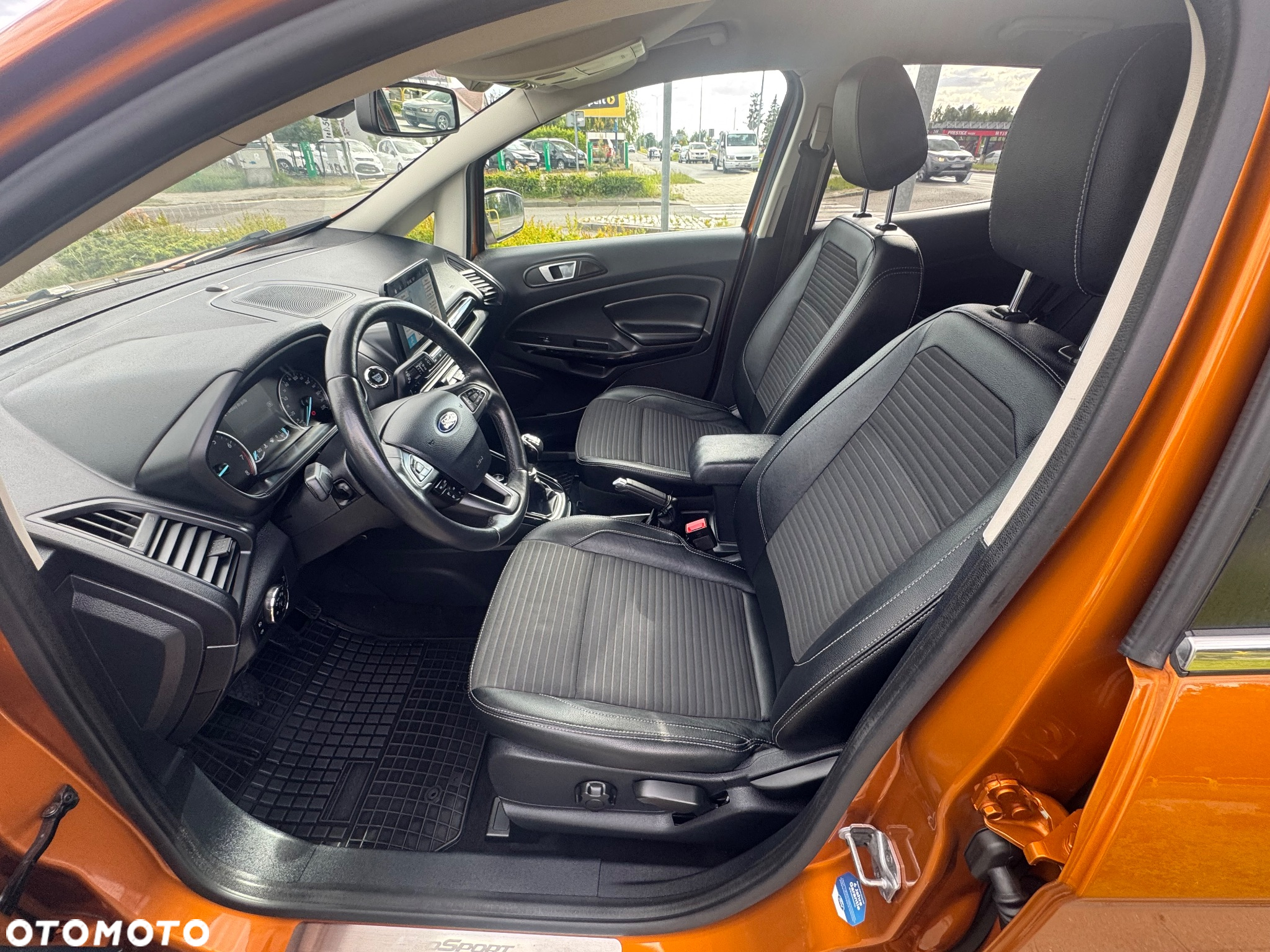 Ford EcoSport 1.0 EcoBoost TITANIUM - 17