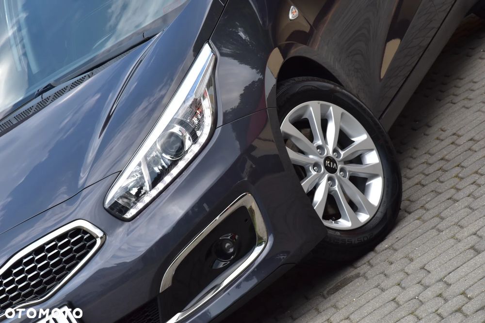 Kia Ceed 1.4 CVVT Dream-Team Edition - 4