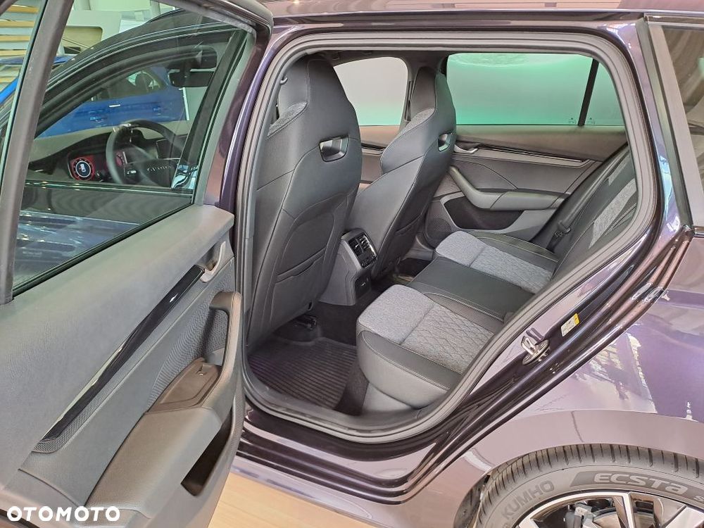 Skoda Octavia 2.0 TSI Sportline 4x4 DSG - 7