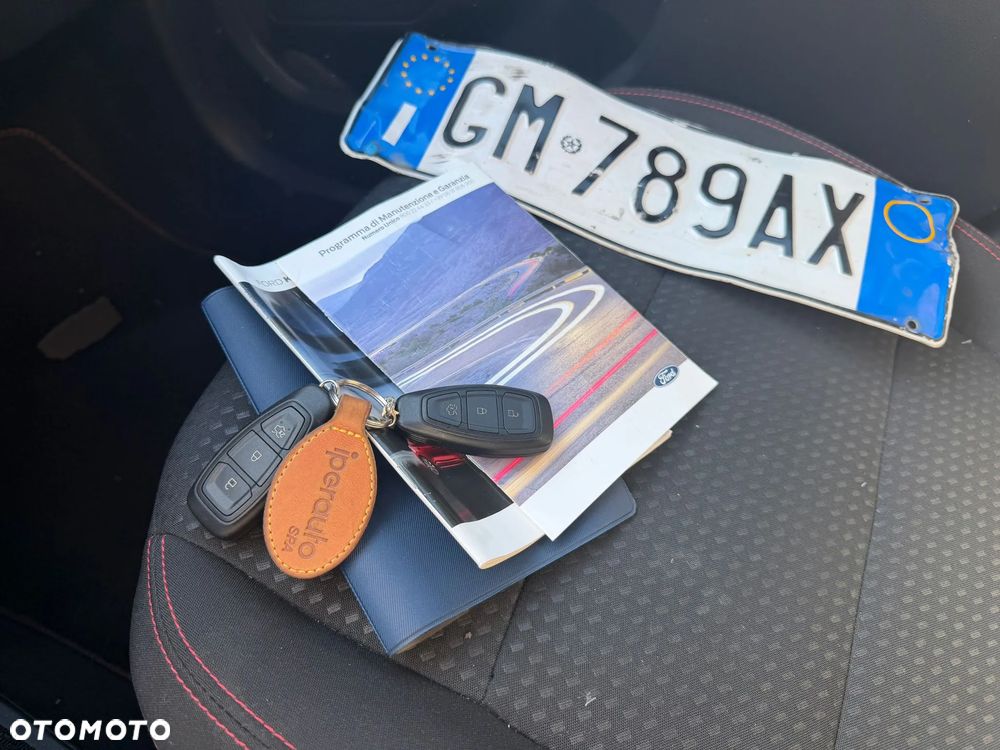 Ford Kuga 1.5 EcoBoost 2x4 ST-Line - 21