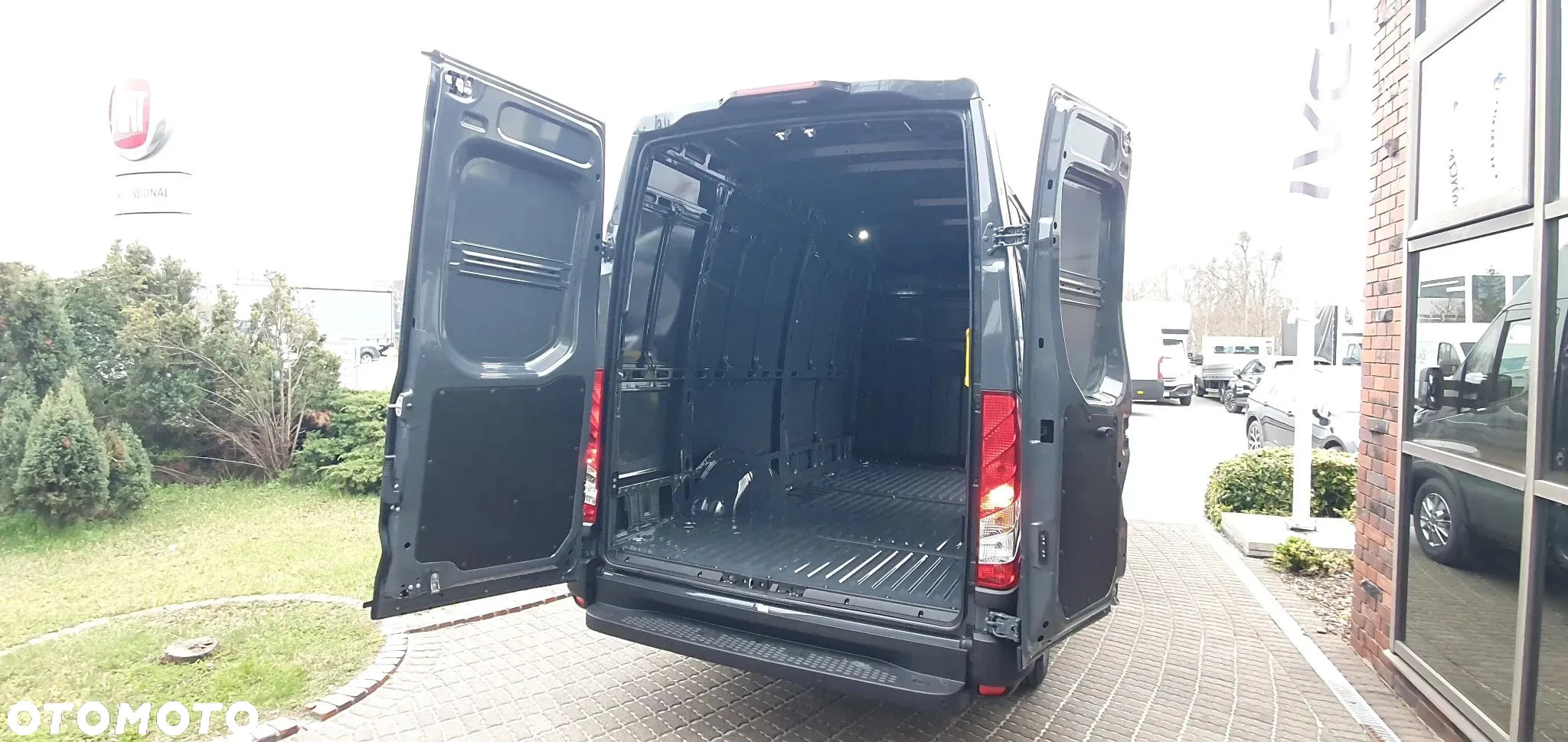 Iveco 35S18V - 21