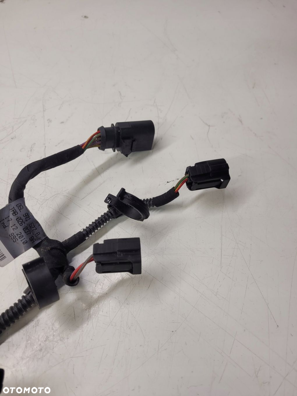 WIĄZKA WTRYSKÓW PALIWA AUDI A3 A4 TFSI 06L971627A - 3