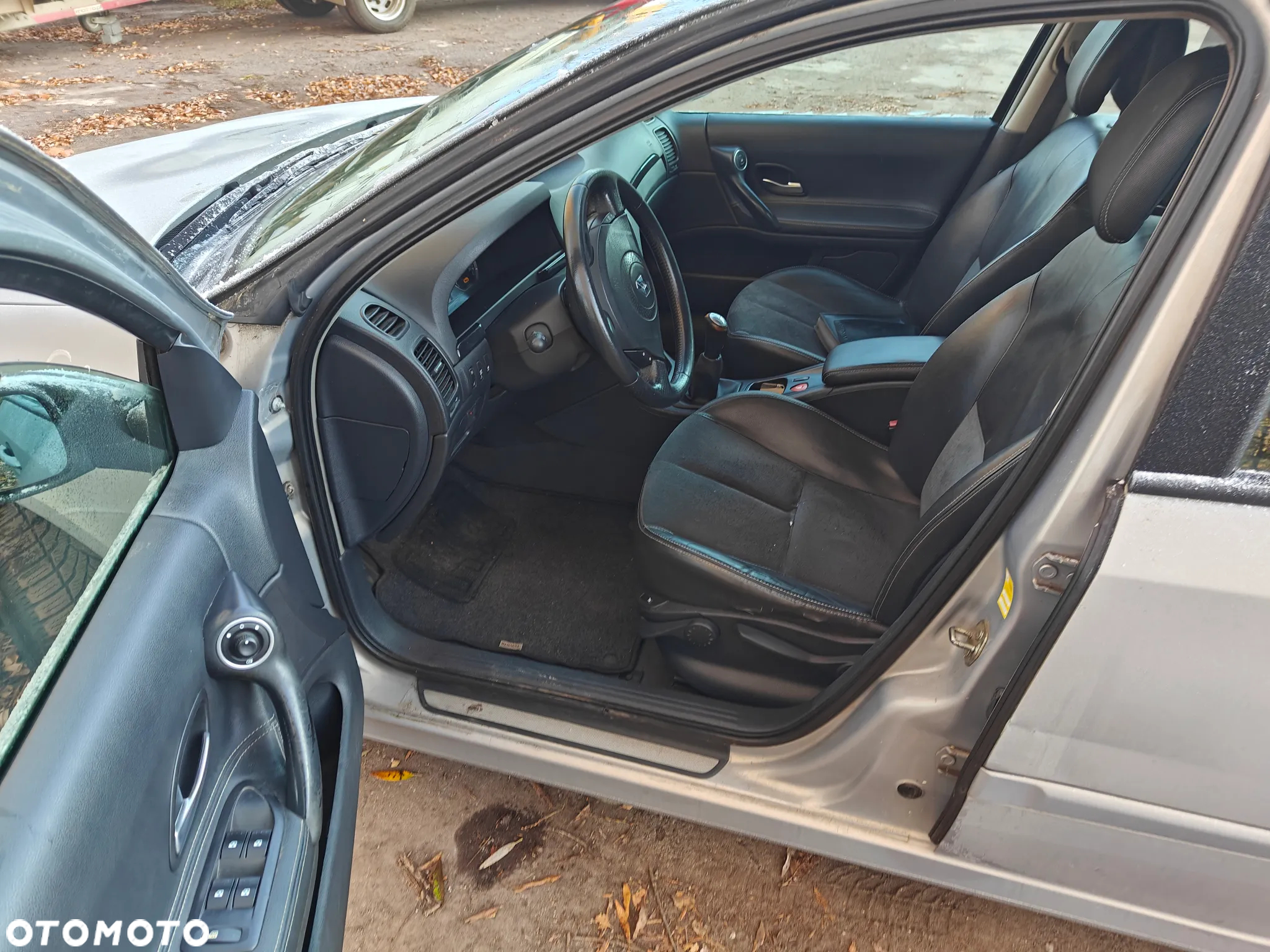 Renault Laguna 2.0 16V Privilege - 9