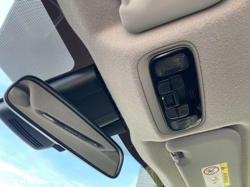 Toyota Yaris Cross Hybrid 1.5 Comfort - 29