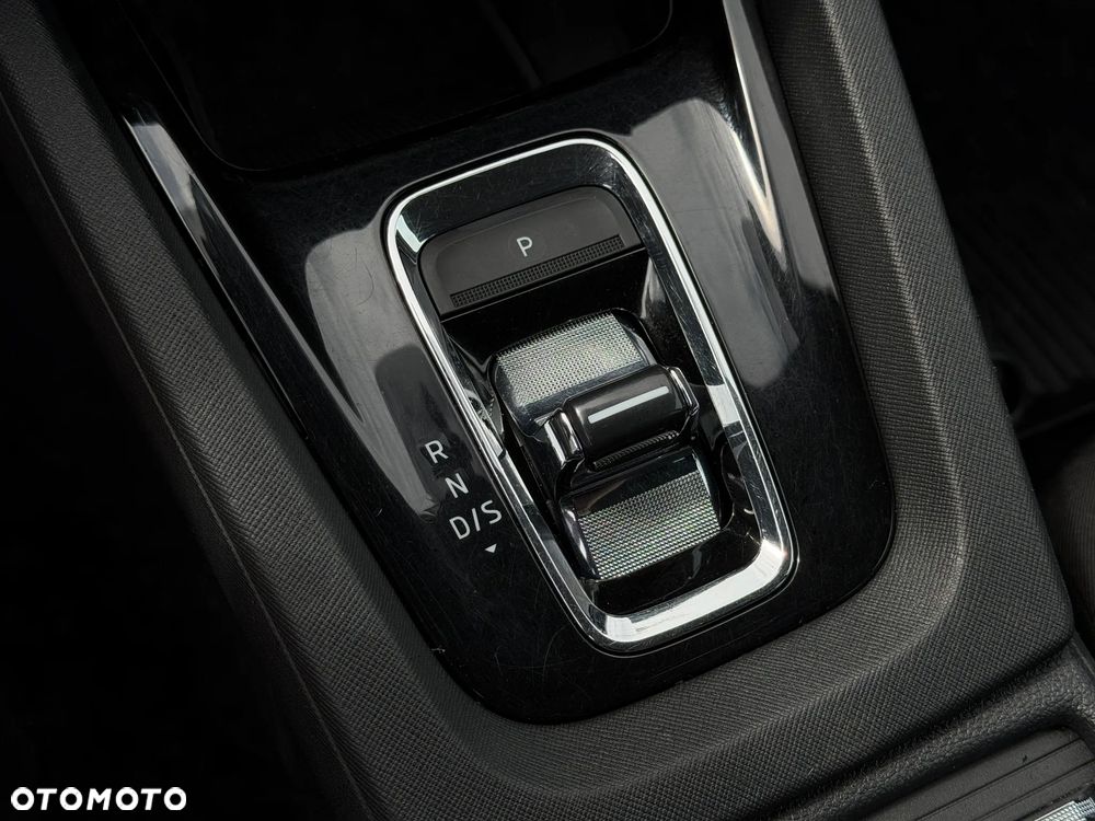 Skoda Octavia 2.0 TDI SCR Ambition DSG - 21