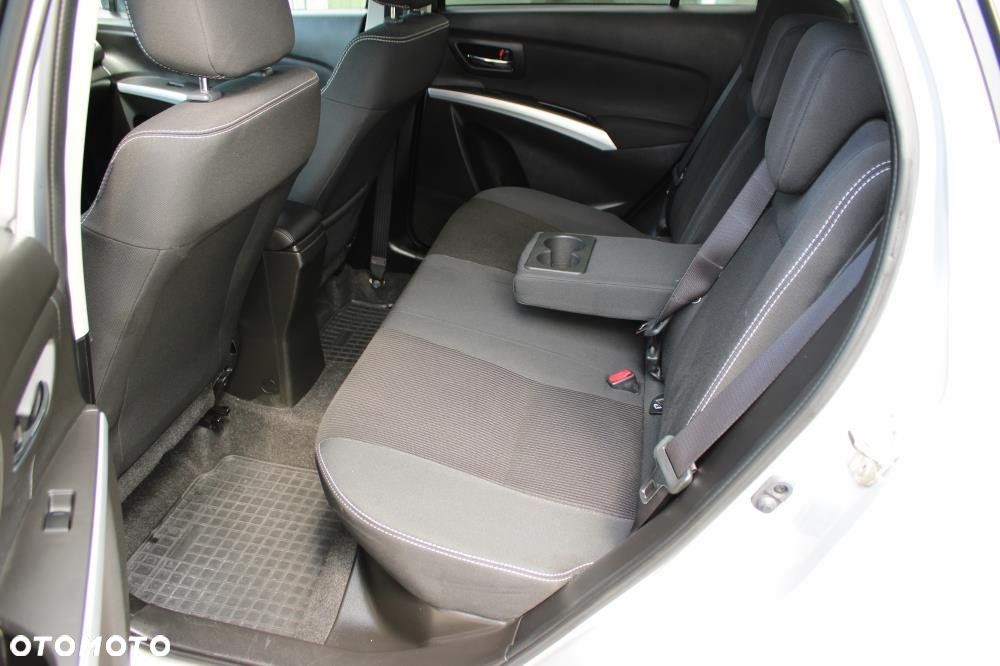Suzuki SX4 S-Cross - 10