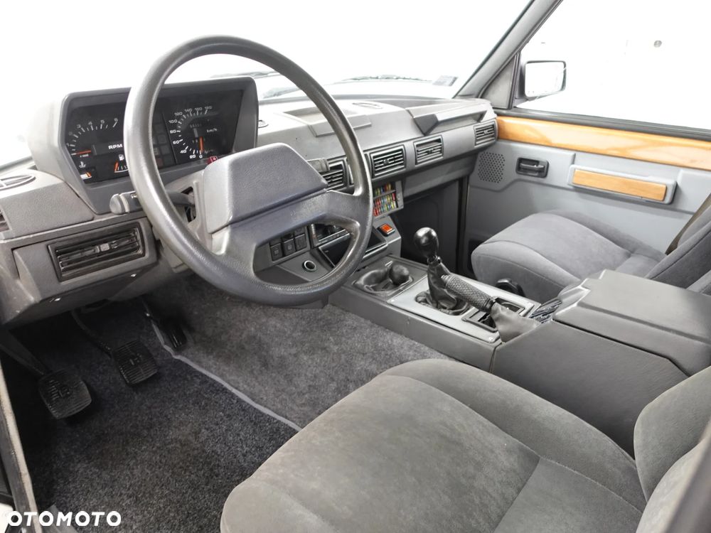 Land Rover Range Rover - 26