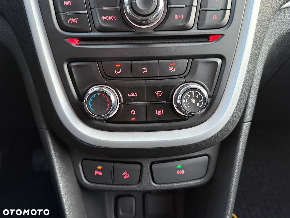 Opel Mokka 1.4 T Cosmo - 24