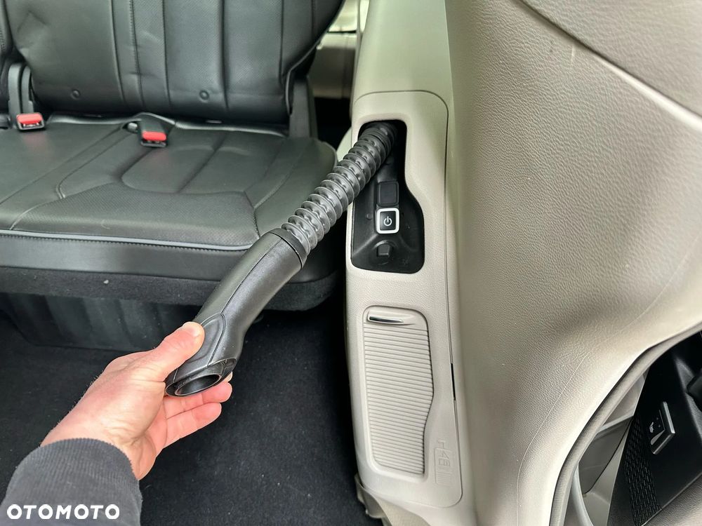 Chrysler Pacifica - 20