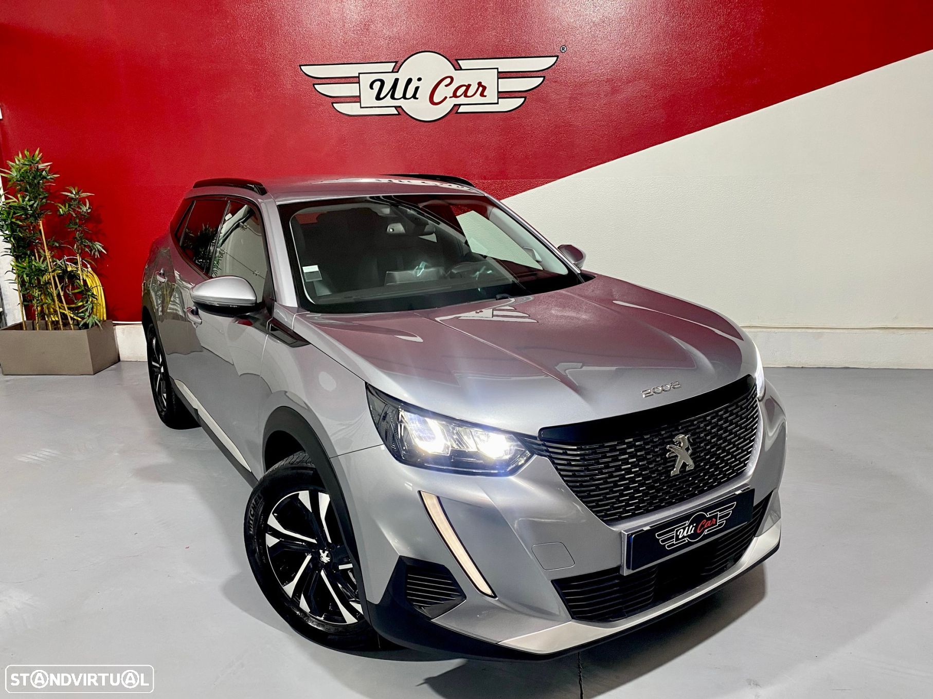 Peugeot 2008 1.2 PureTech Allure - 1