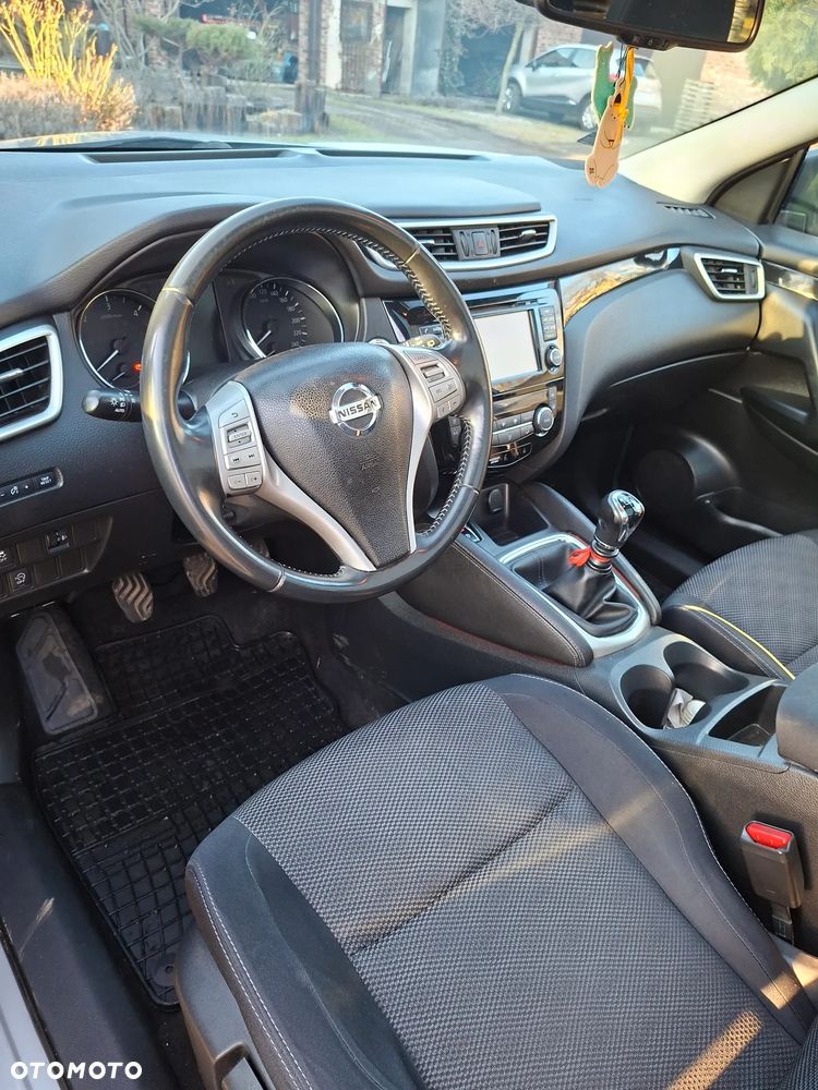 Nissan Qashqai 1.5 dCi Tekna - 9