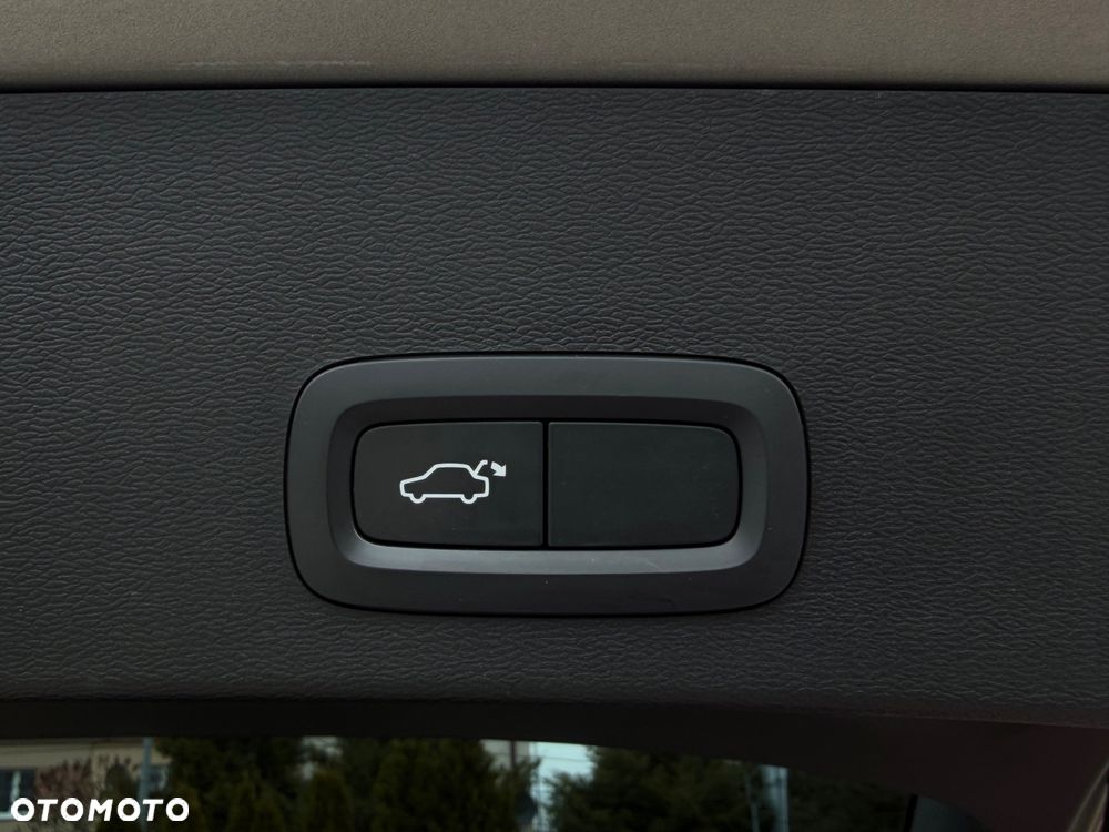 Volvo XC 40 D3 Inscription - 34