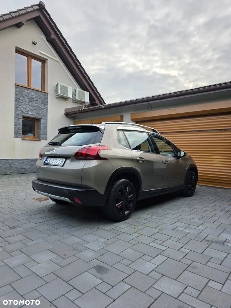Peugeot 2008 PureTech 82 Allure - 9