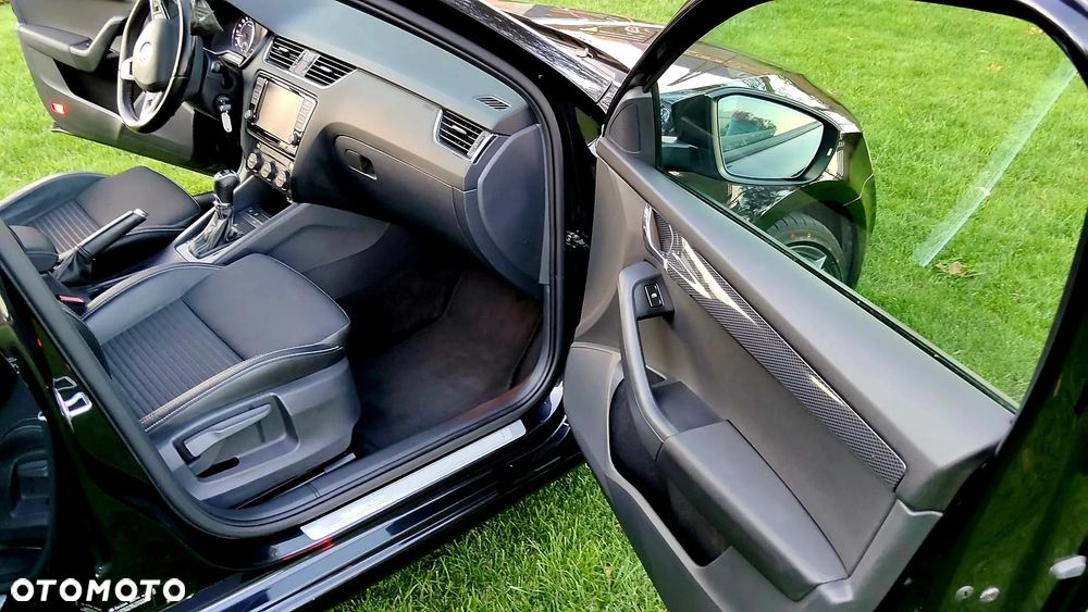 Skoda Octavia 2.0 TDI 4x4 DSG RS - 20