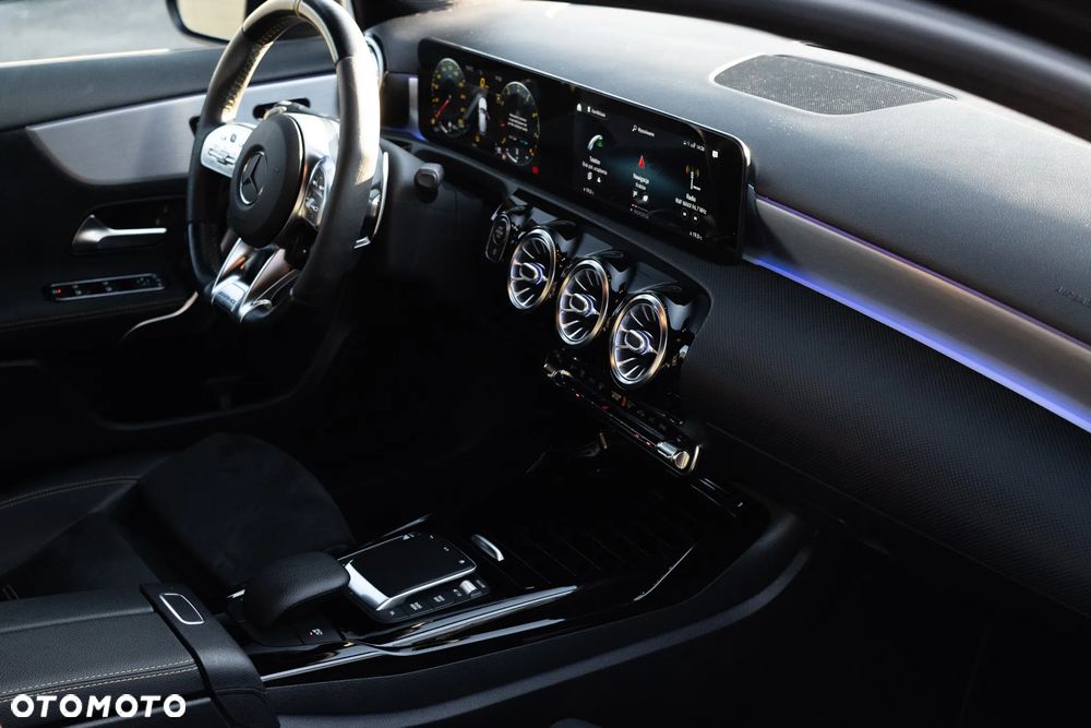 Mercedes-Benz Klasa A 45 S AMG 4-Matic 8G-DCT - 17