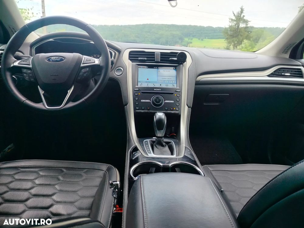 Ford Mondeo 2.0 EcoBoost Start-Stopp Autom. Vignale - 5