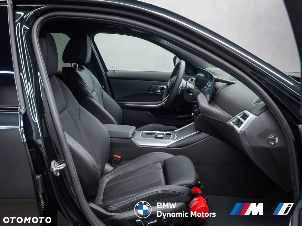 BMW Seria 3 318i M Sport - 20