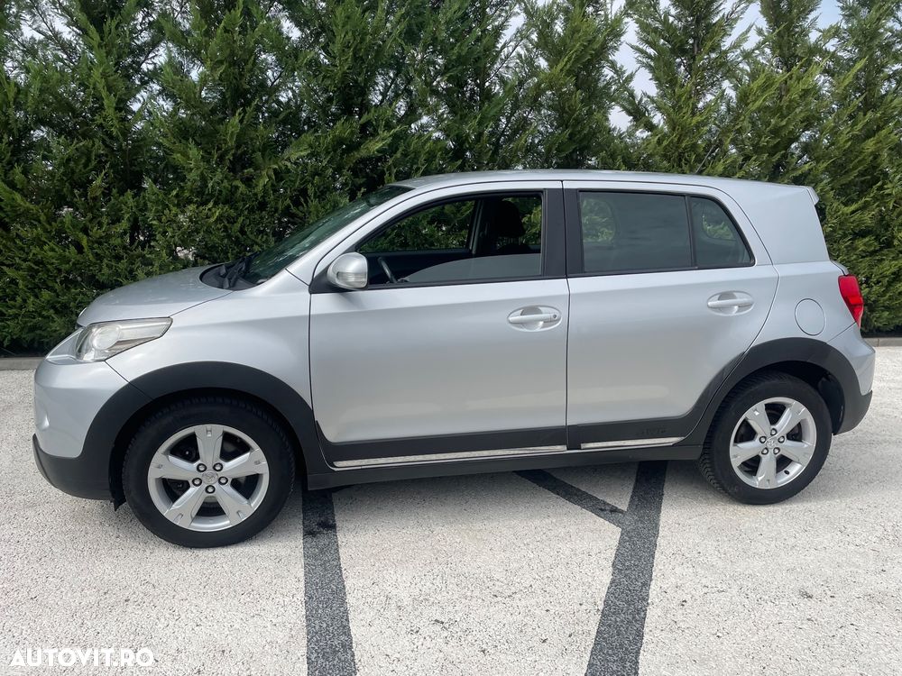 Toyota Urban Cruiser 1.4 D-4D 4x4 - 6