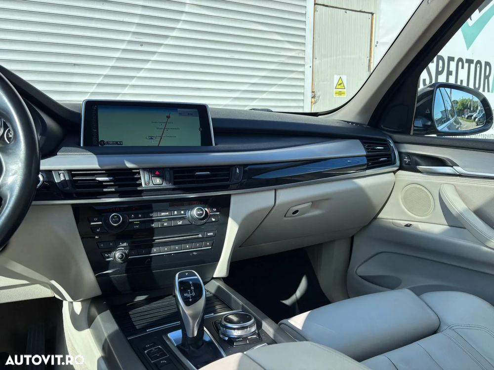 BMW X5 xDrive30d - 27