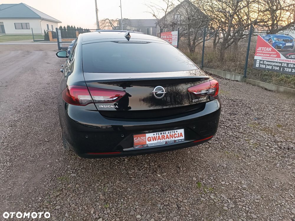 Opel Insignia - 24