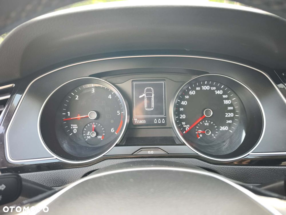 Volkswagen Passat 2.0 TDI SCR Trendline - 7