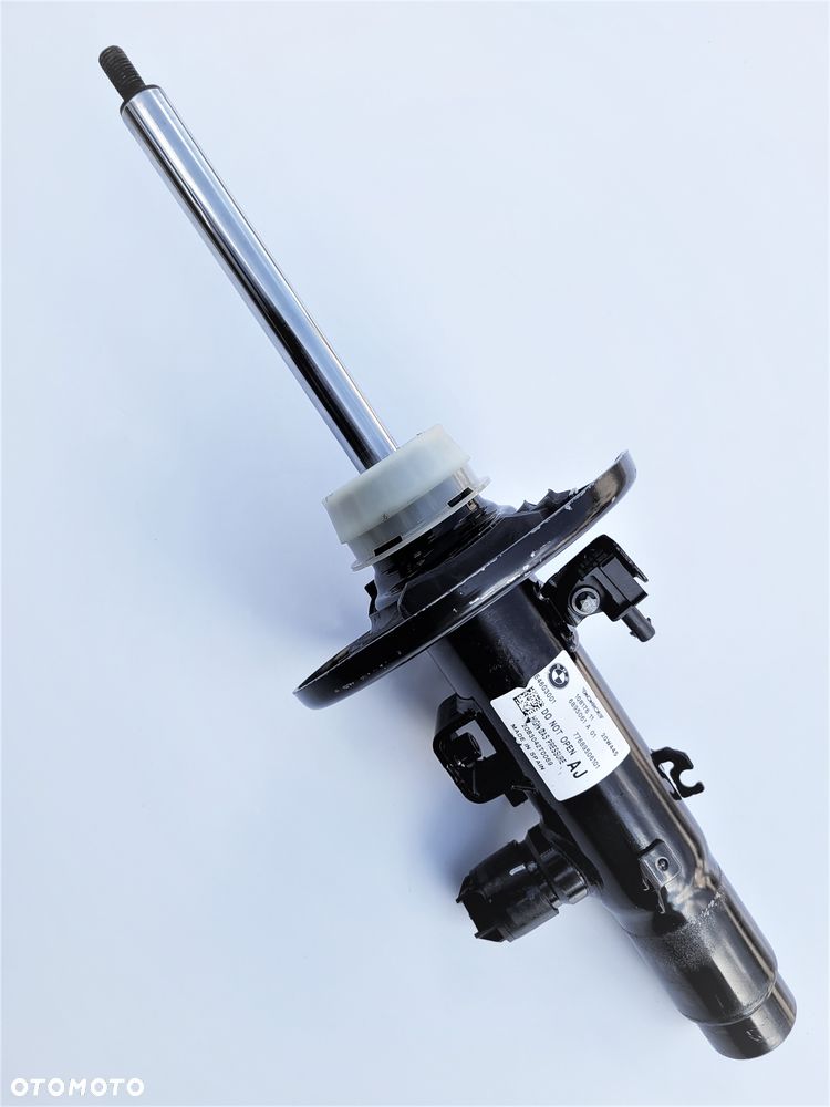 BMW G20 AMORTYZATOR 3710 6895062 3710 6895061