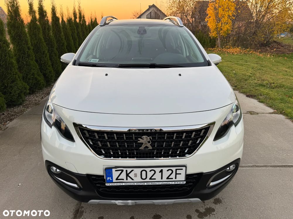 Peugeot 2008 1.2 Pure Tech Allure S&S EAT6 - 10