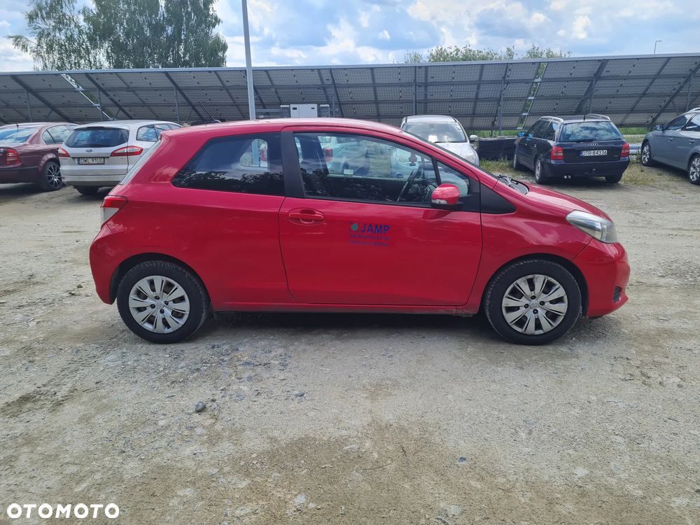 Toyota Yaris 1.0 Active - 8